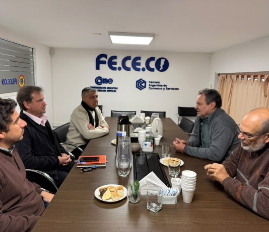 El CCIA San Guillermo se reunió con autoridades provinciales en la sede de FECECO