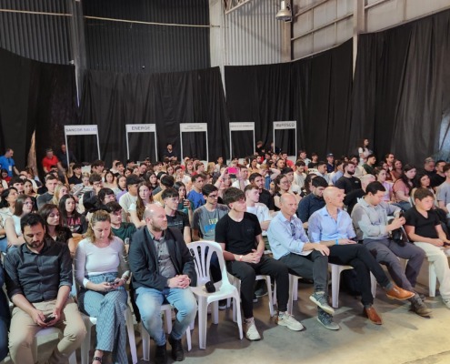 Liderando desde joven: una exitosa jornada de intercambio para jóvenes empresarios