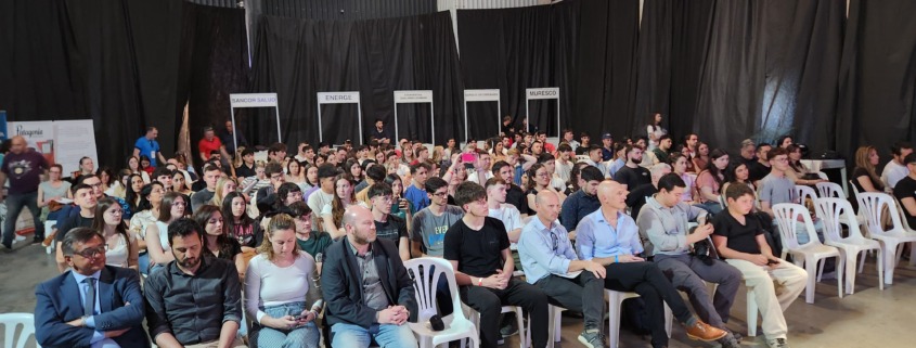 Liderando desde joven: una exitosa jornada de intercambio para jóvenes empresarios